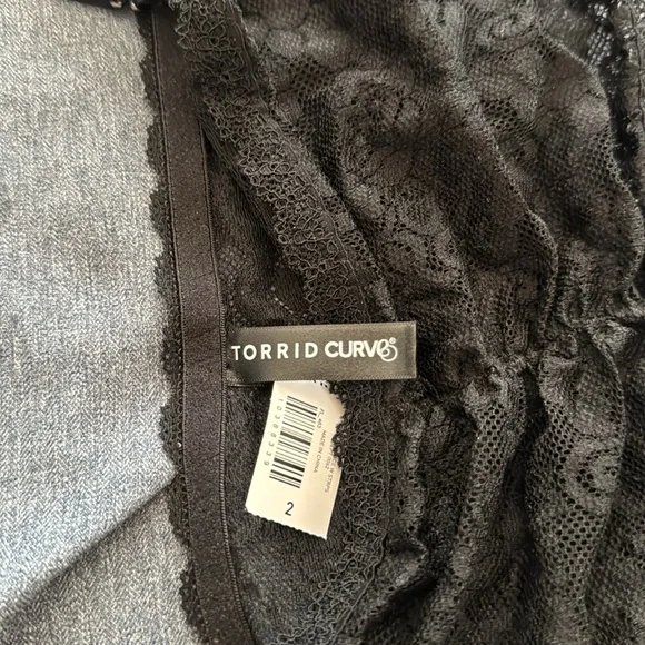 NWT torrid lace bandeau - Picture 3 of 4